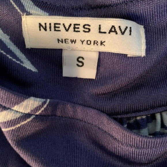 Nieves Lavi Silk Print Top - Picture 3 of 4